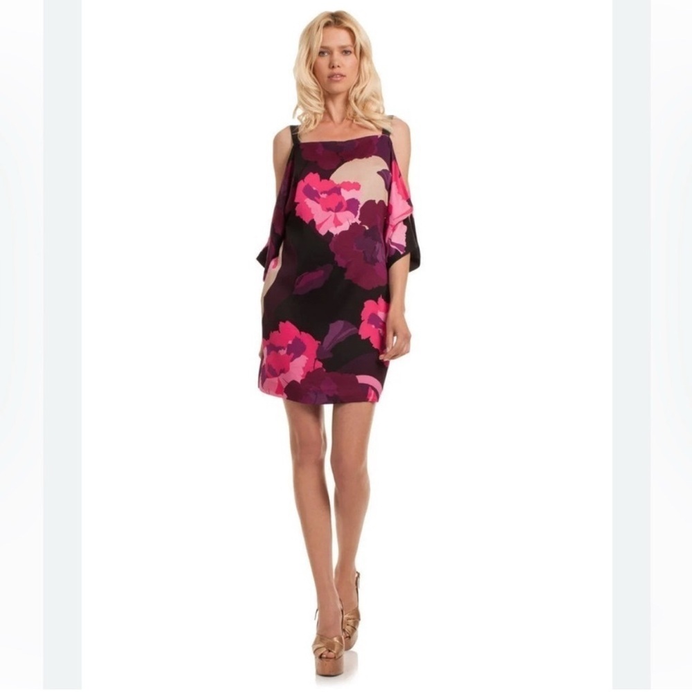 Trina Turk Off the shoulder floral patterned Sz M red‎ pink mini dress